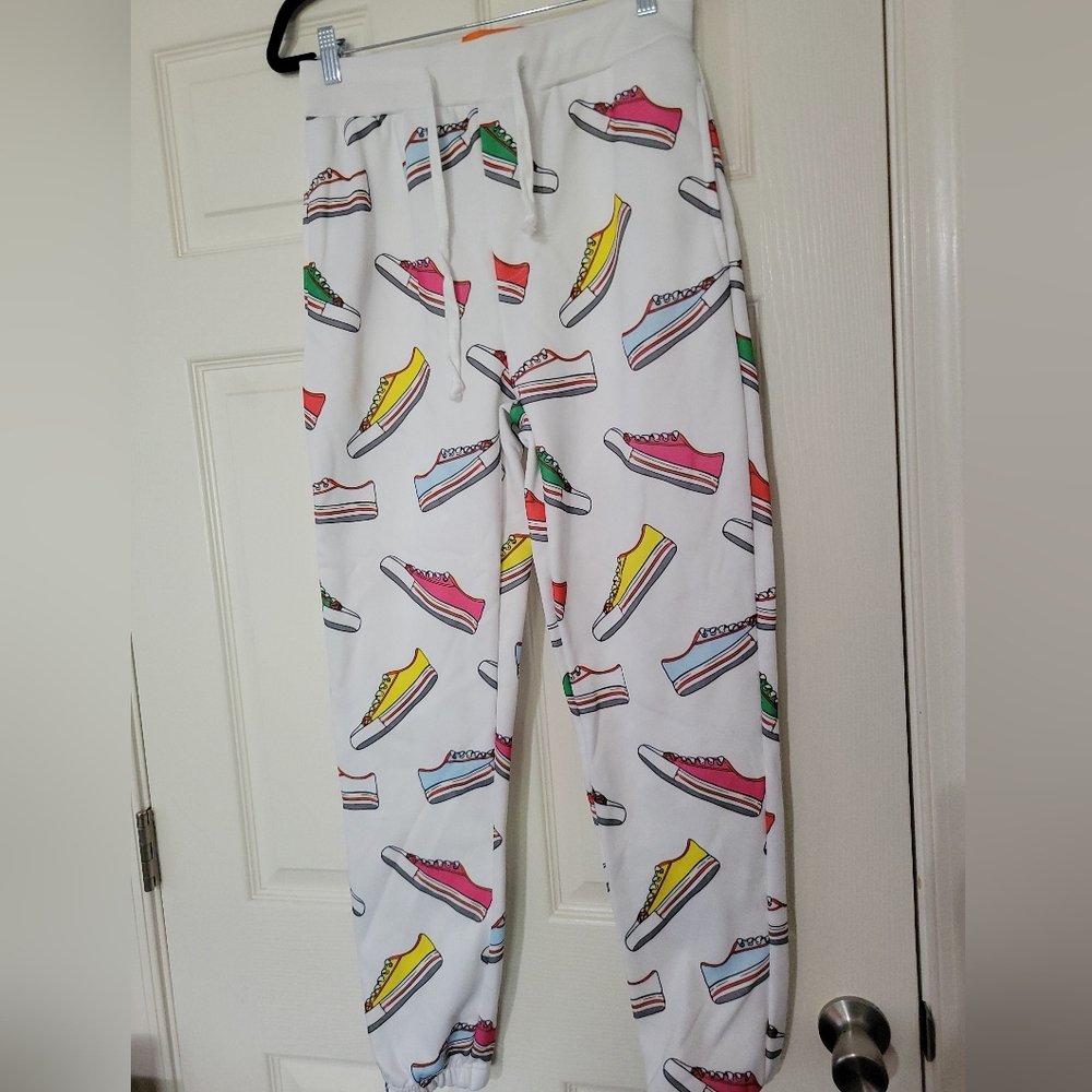 Brooklyn Standard Womens White Joggers All-Over Sneaker Print Size Medium
